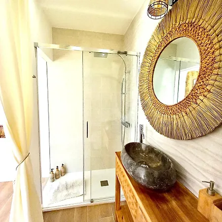 Chakra House Fuerteventura - Affordable In A Cozy Gasthuis Corralejo