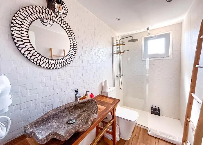 Chakra House Fuerteventura - Boutique For Conscious Travelers * קורלחו