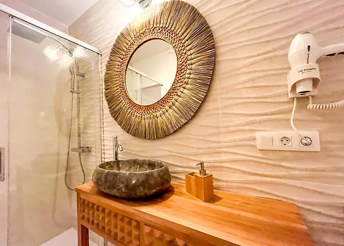 Chakra House Fuerteventura - Boutique For Conscious Travelers בית הארחה קורלחו