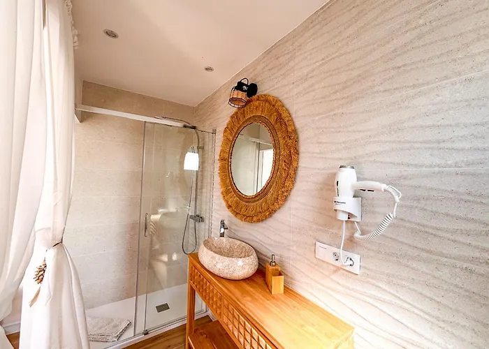 Chakra House Fuerteventura - Boutique For Conscious Travelers בית הארחה קורלחו